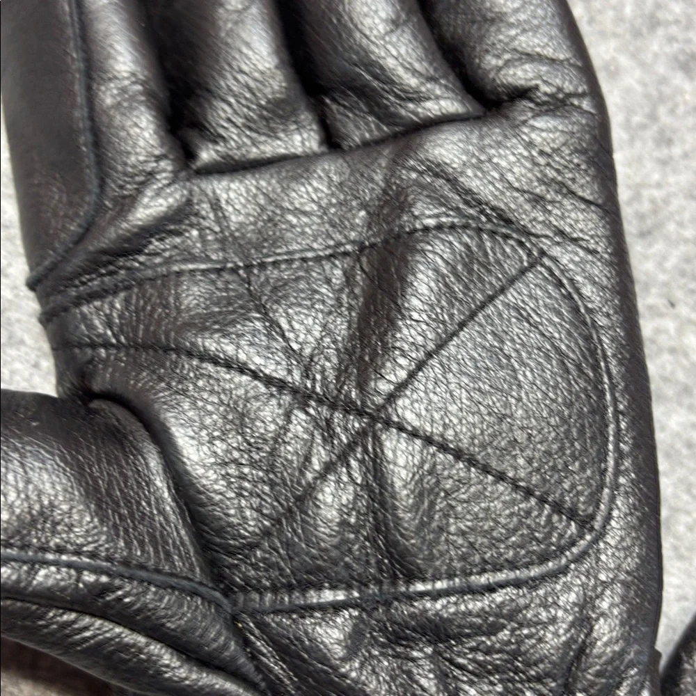 Black Leather cow hide poly lined warm pull on mitten gloves NWT size Medium